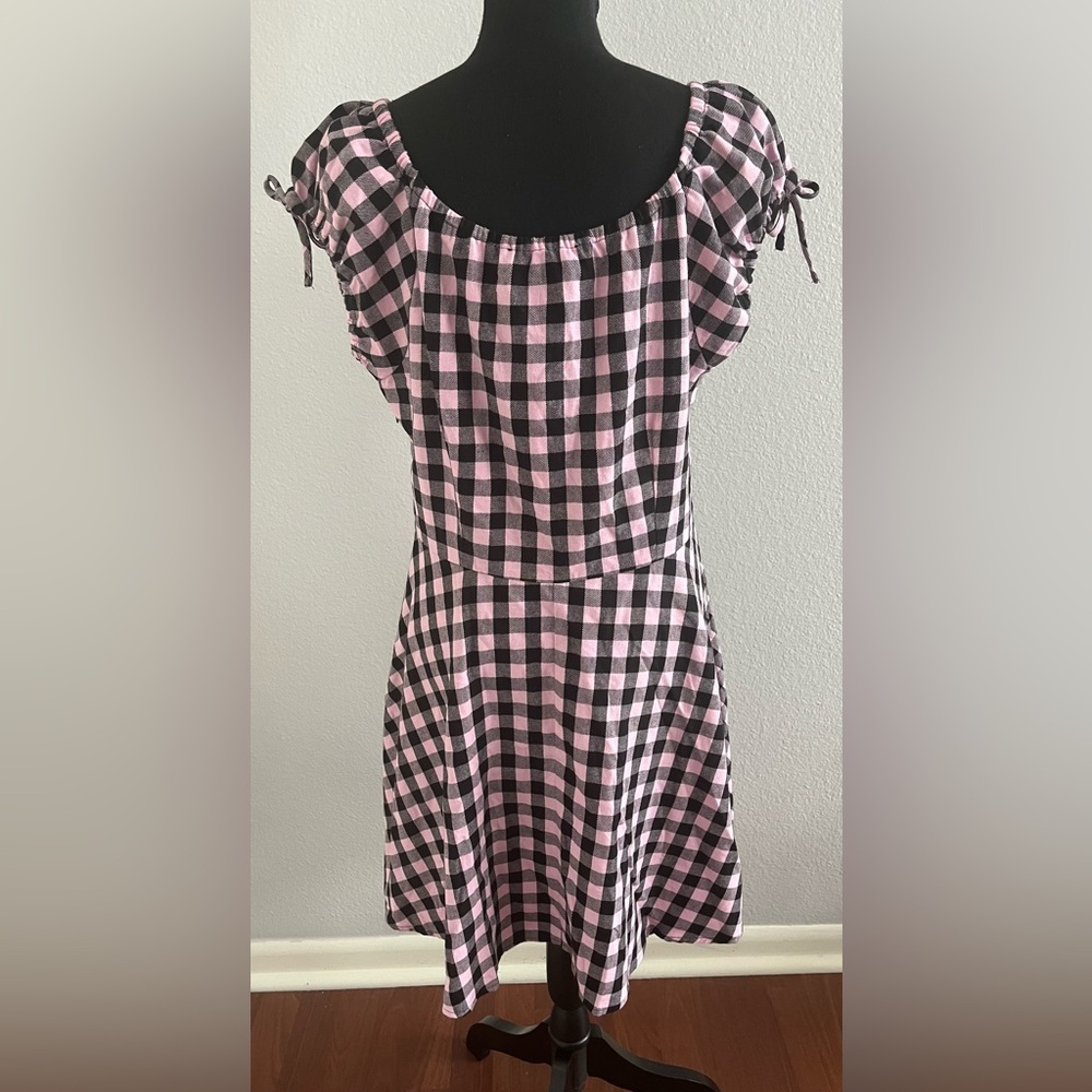 ModCloth (Black Friday) Attitudes in Check A-Line Dress - Picture 7 of 8